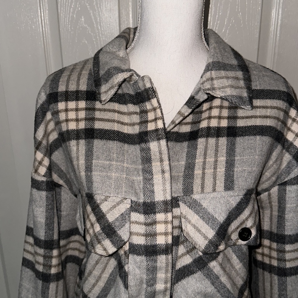 Zara Shacket - Picture 4 of 5